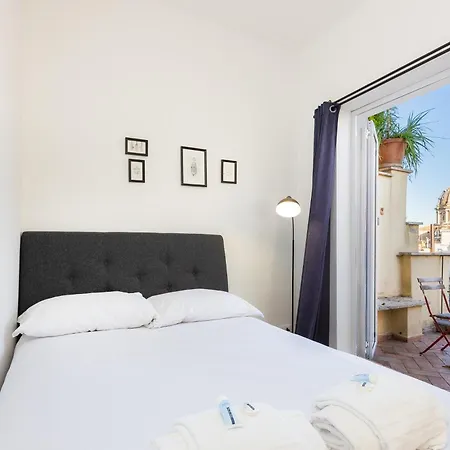Campo De' Fiori Penthouse-rental In * Rome