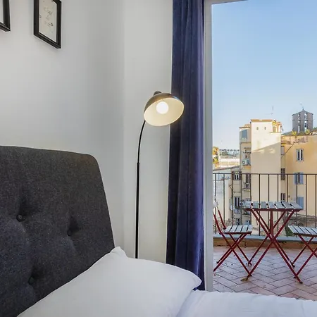Apartment Campo De' Fiori Penthouse-rental In Rome